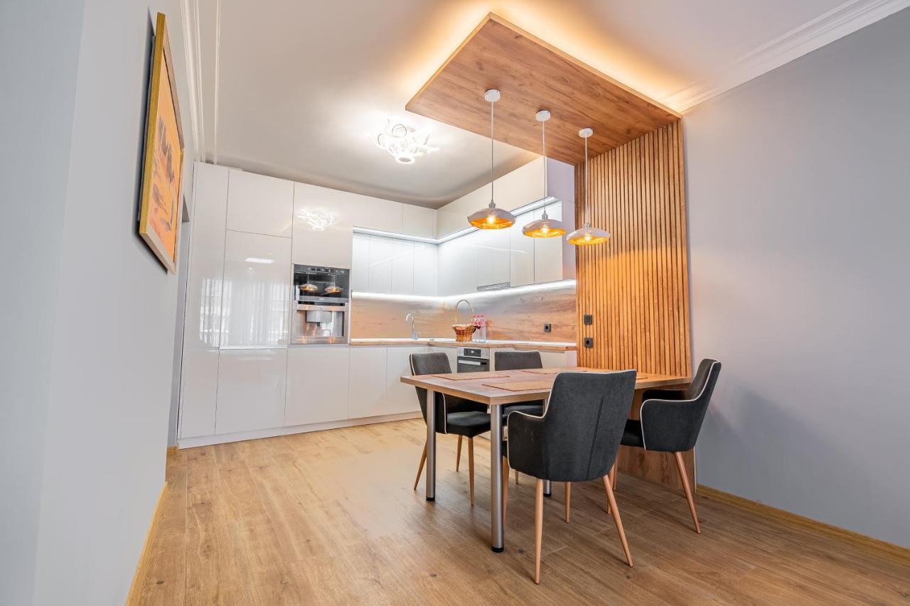 Vitoshka'S Finest Apartment โซเฟีย ภายนอก รูปภาพ