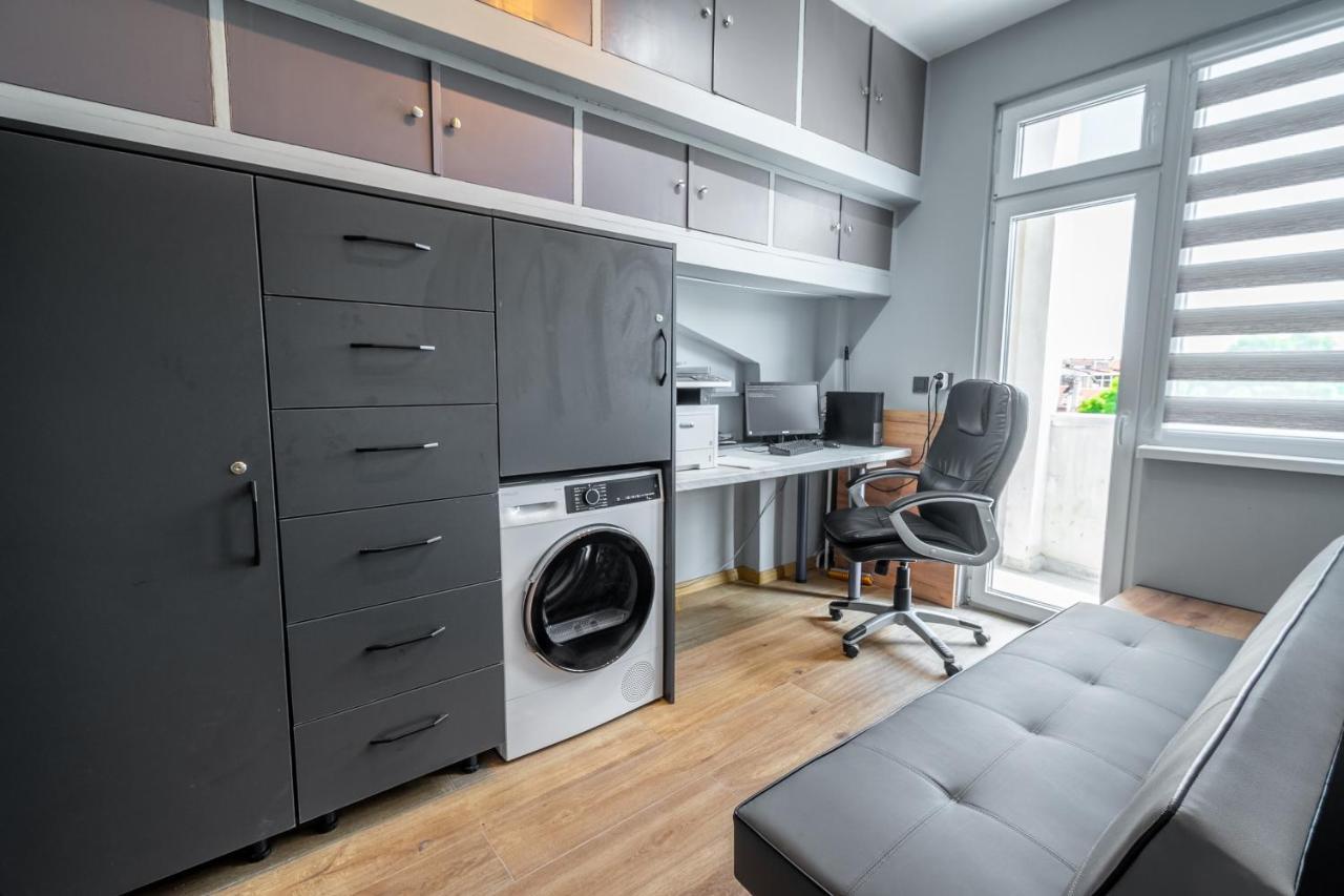 Vitoshka'S Finest Apartment โซเฟีย ภายนอก รูปภาพ