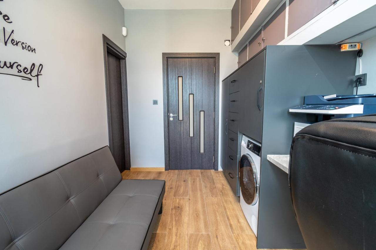 Vitoshka'S Finest Apartment โซเฟีย ภายนอก รูปภาพ